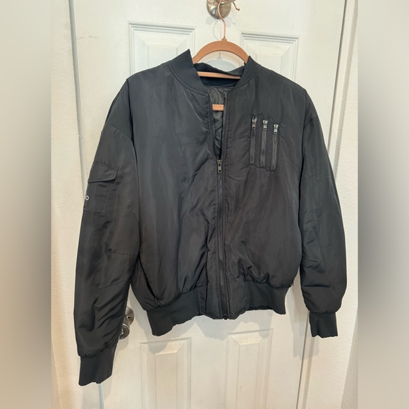 Alo Yoga Squad Down Bomber Jacket - Picture 5 of 8